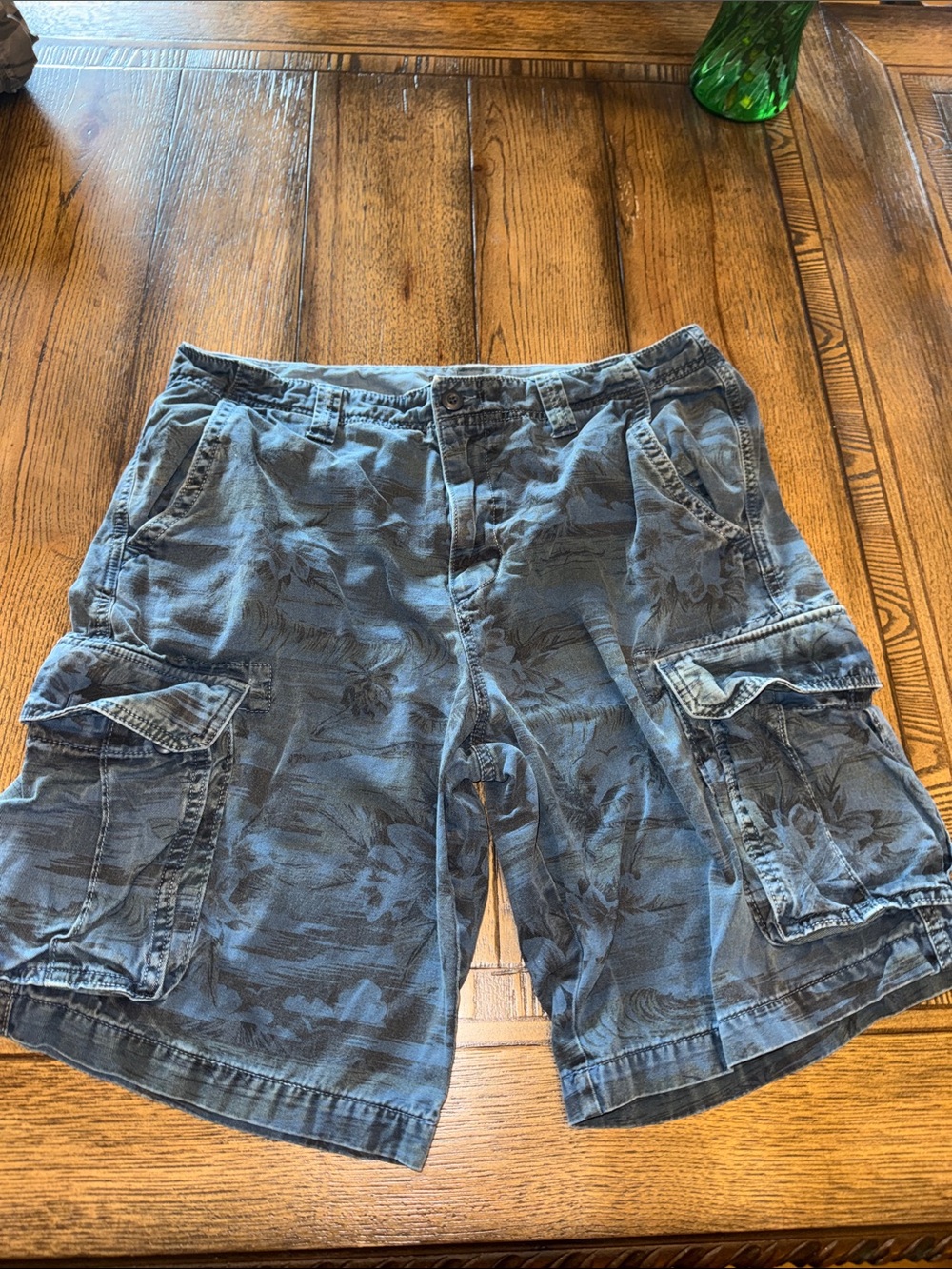 Old Navy Blue Tropical Print Cargo Shorts